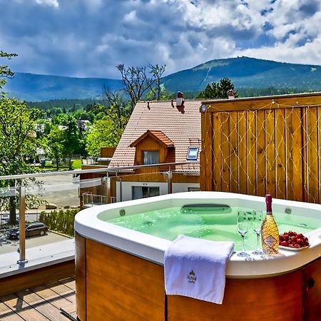 Royal Prestige Collection Z Prywatnym Jacuzzi - Stone Hill Resort Z Basenem I Saunami Schreiberhau Exterior foto